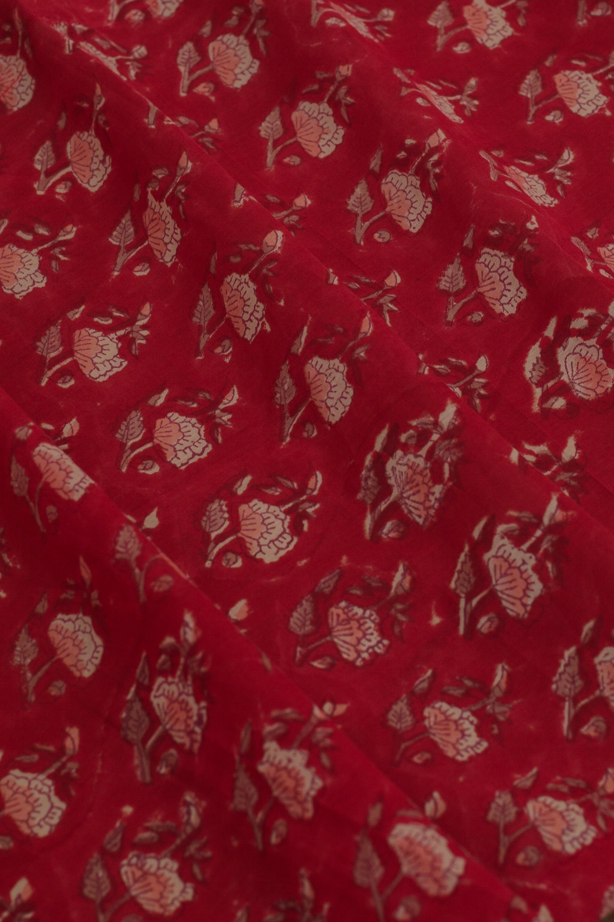 Crimson Bloom Cotton Runner